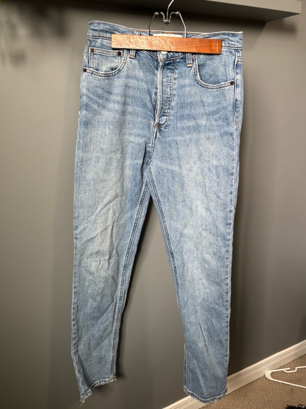 Aritzia Denim Forum Yoko High Rise Slim 28L size 27